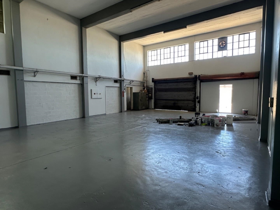 To Let commercial Property for Rent in Maitland Western Cape
